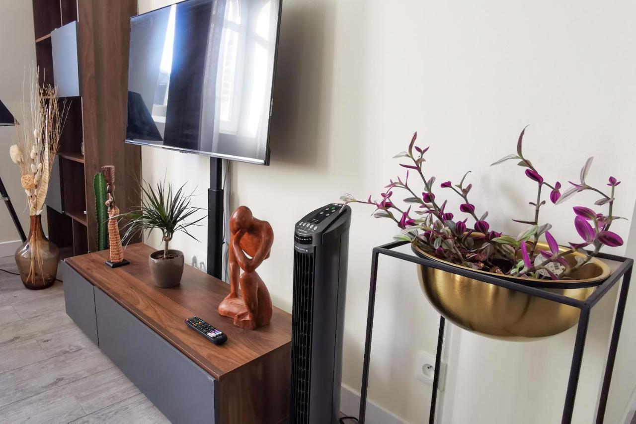 De La Nef D'or Apartment *
